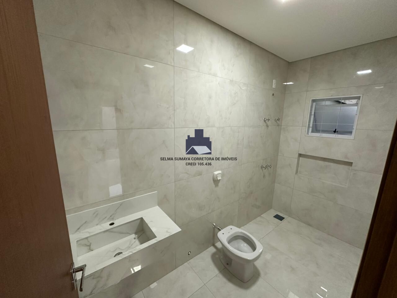 Casa com 3 quartos à venda, 133m² — foto 15 de 23