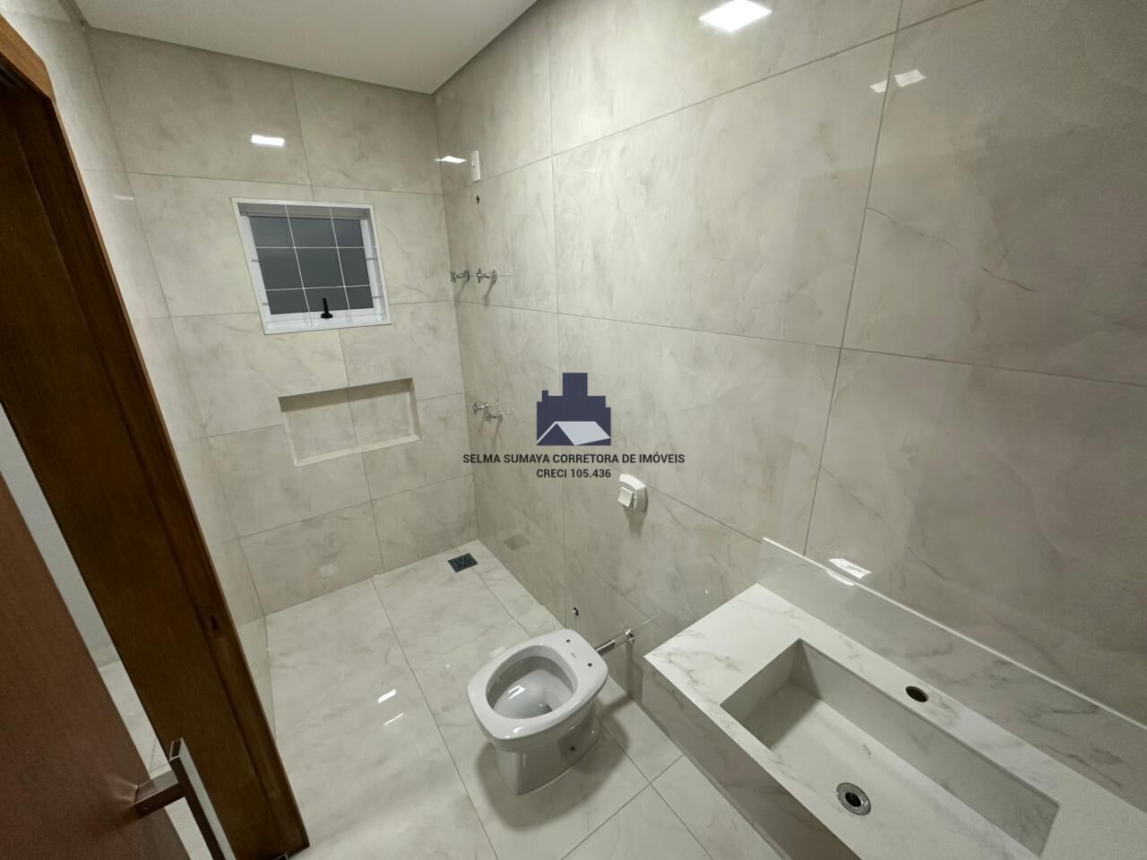 Casa com 3 quartos à venda, 133m² — foto 18 de 23