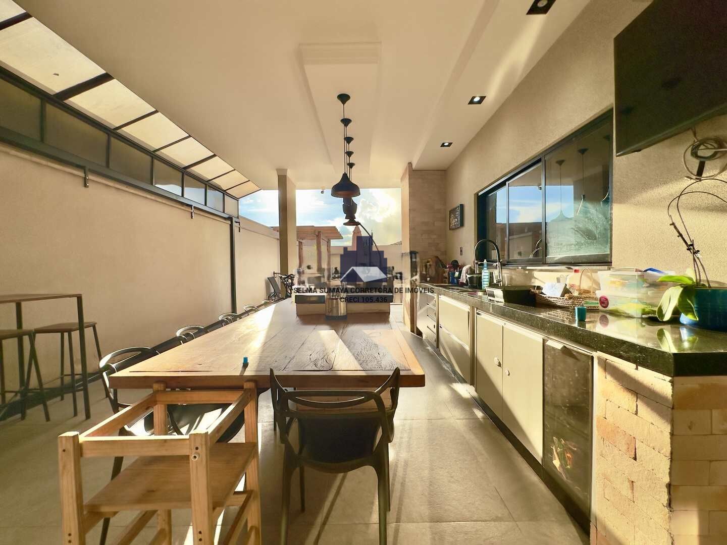Casa de Condomínio com 3 quartos à venda, 260m² — foto 5 de 20