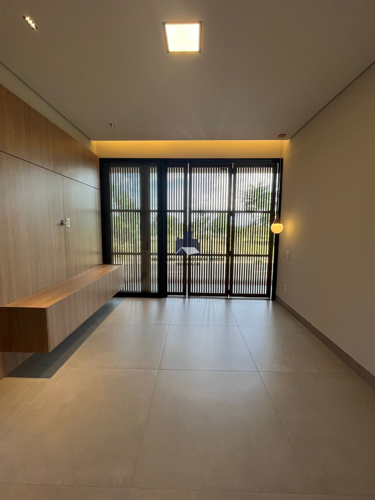 Casa de Condomínio com 3 quartos à venda, 250m² — foto 8 de 15