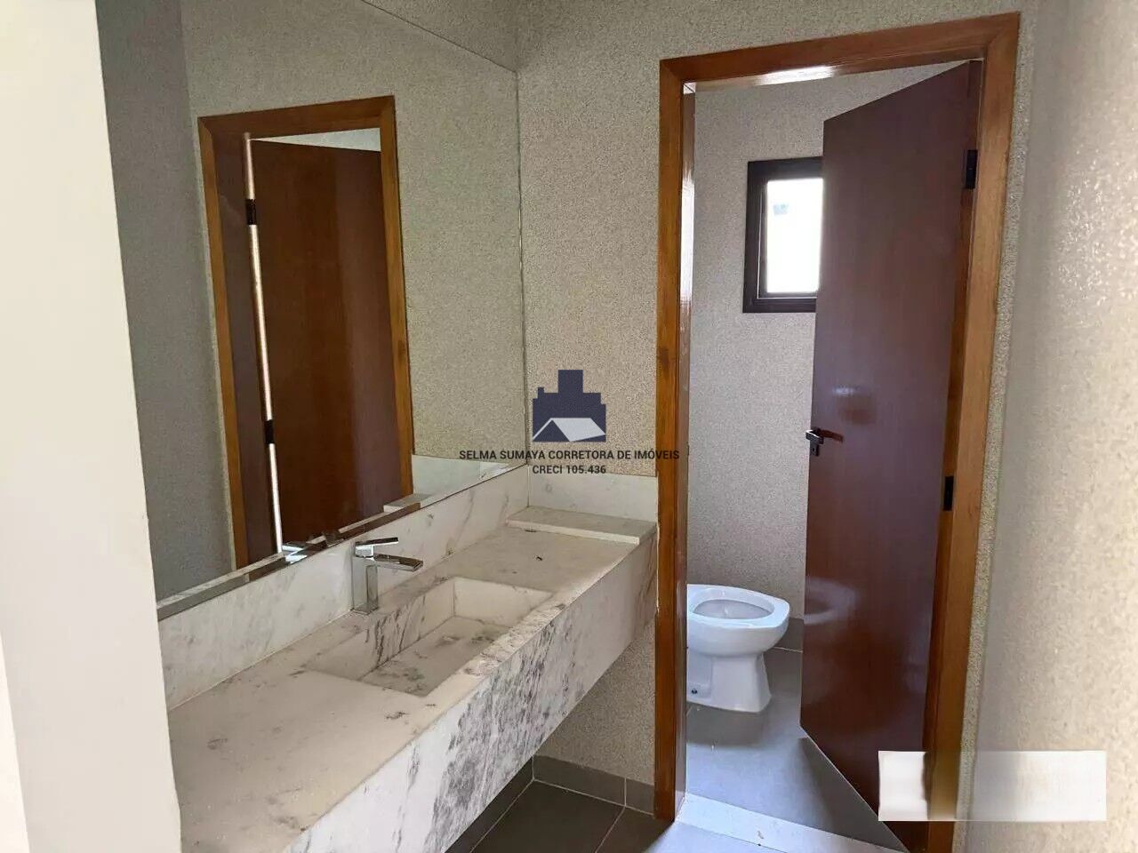 Casa de Condomínio com 3 quartos à venda, 205m² — foto 8 de 15