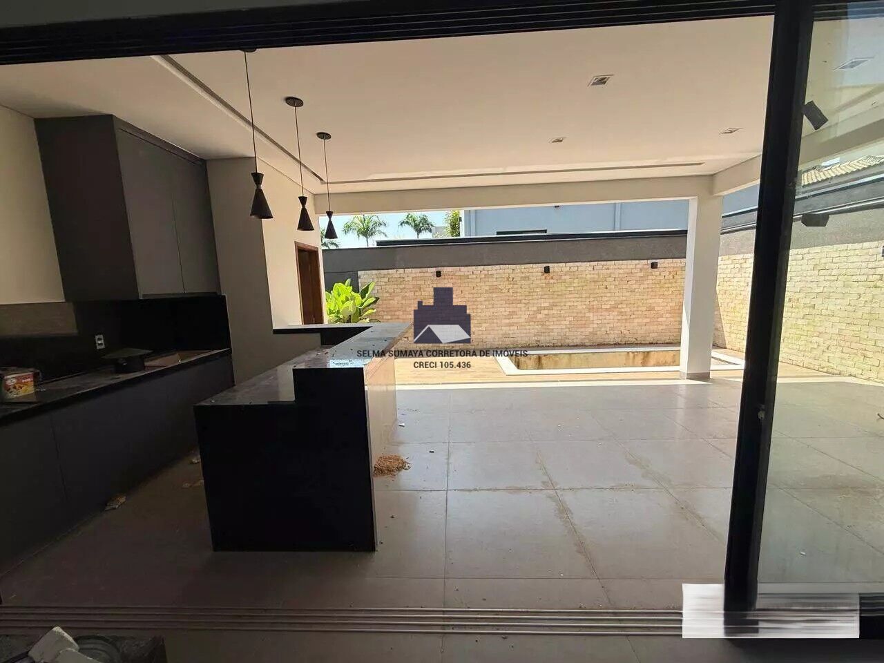 Casa de Condomínio com 3 quartos à venda, 205m² — foto 4 de 15
