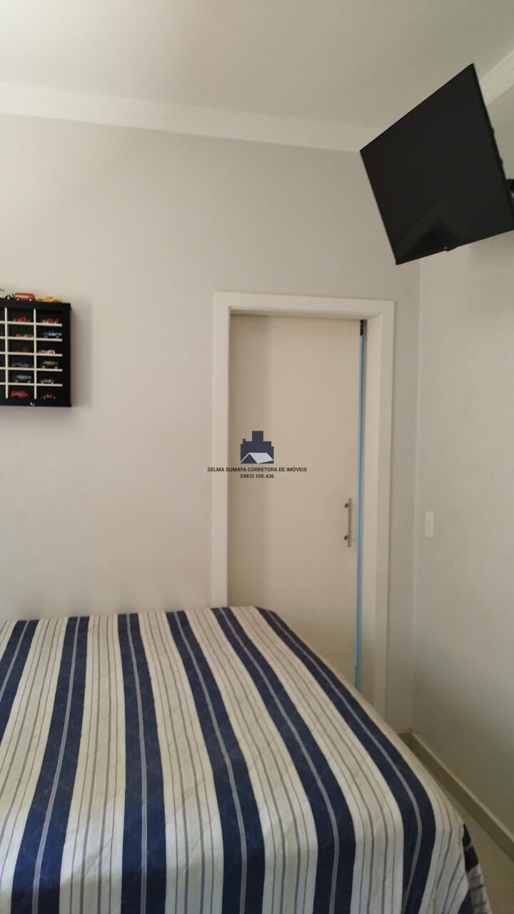 Casa de Condomínio com 3 quartos à venda, 219m² — foto 18 de 34