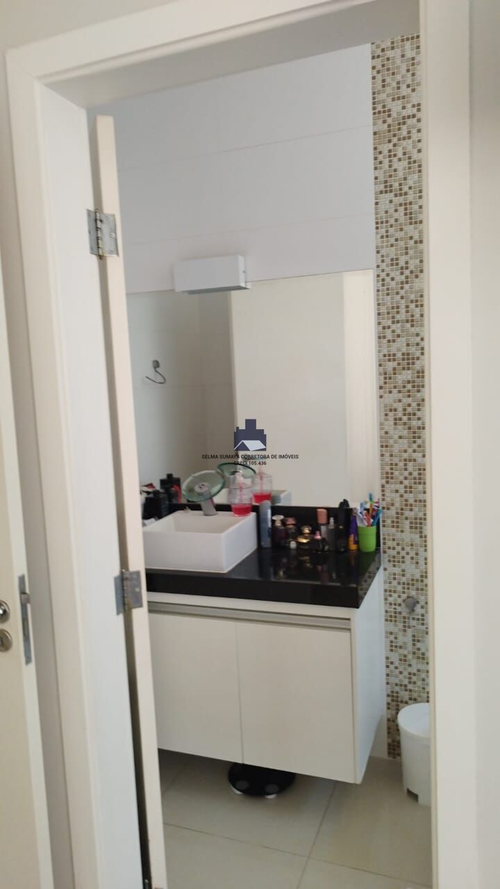 Casa de Condomínio com 3 quartos à venda, 219m² — foto 13 de 34