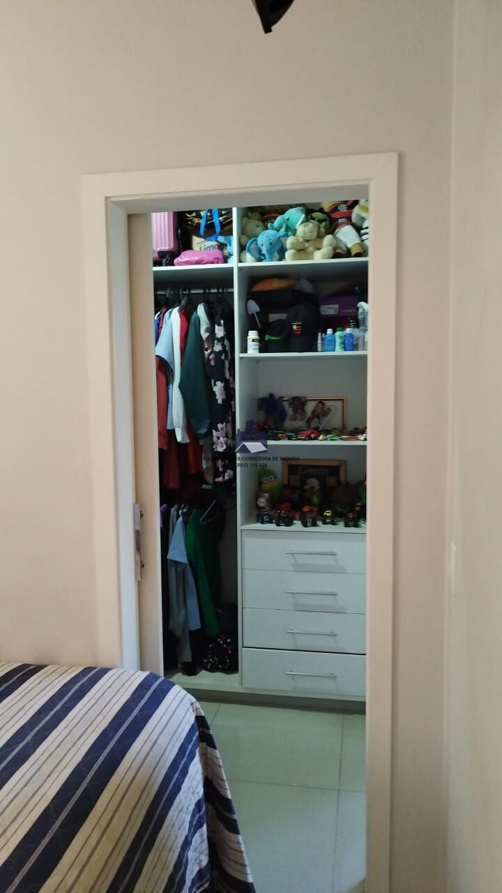 Casa de Condomínio com 3 quartos à venda, 219m² — foto 8 de 34