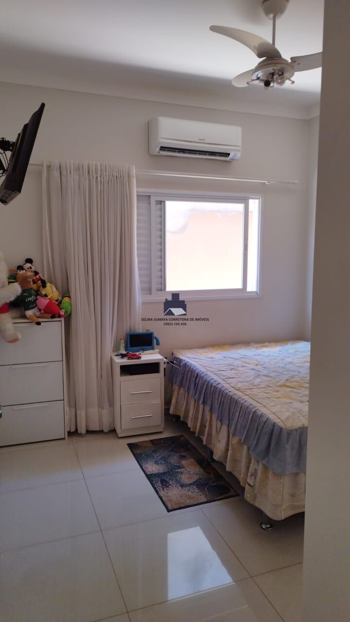 Casa de Condomínio com 3 quartos à venda, 219m² — foto 11 de 34