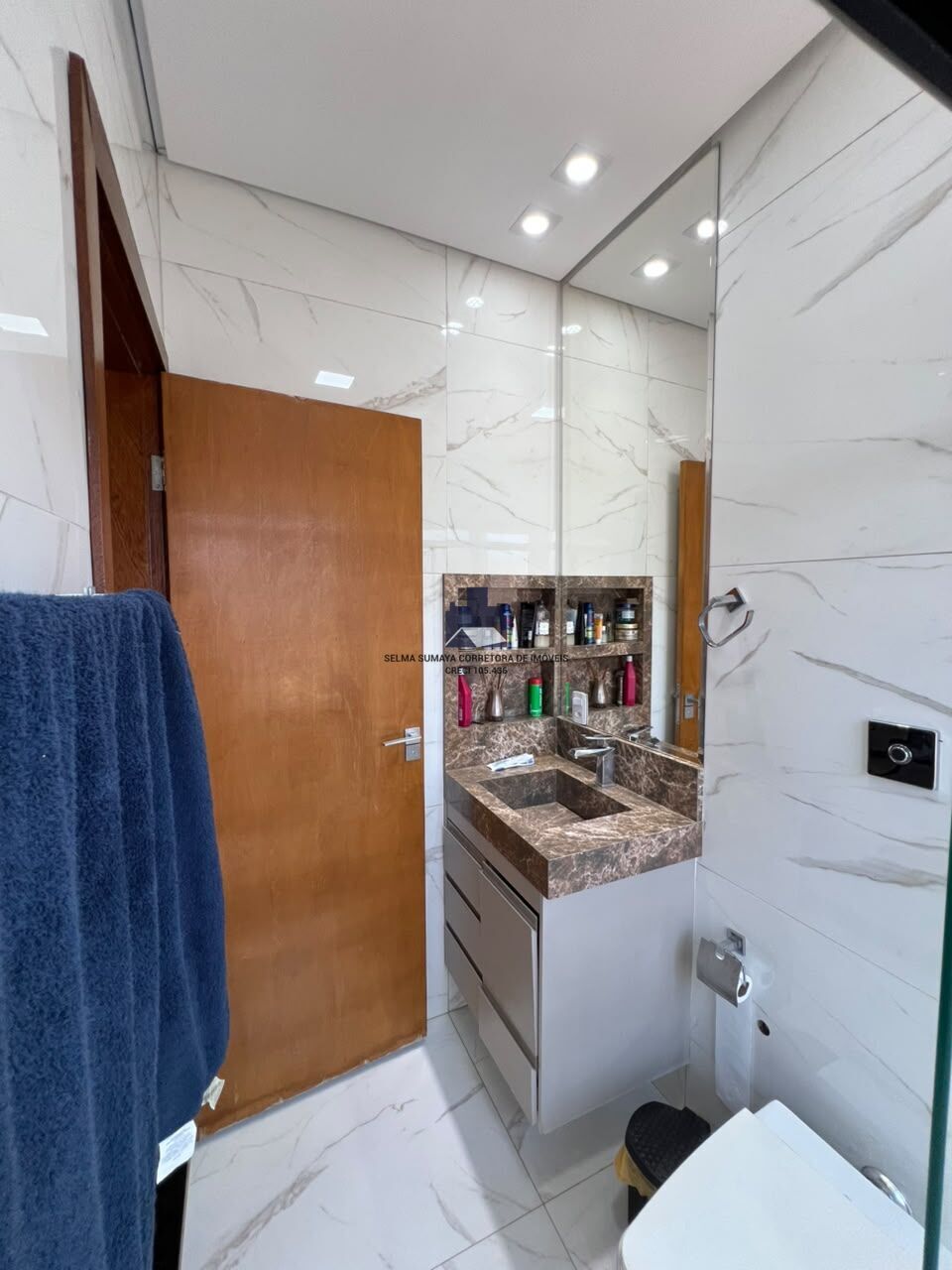 Casa de Condomínio com 4 quartos à venda, 234m² — foto 14 de 24