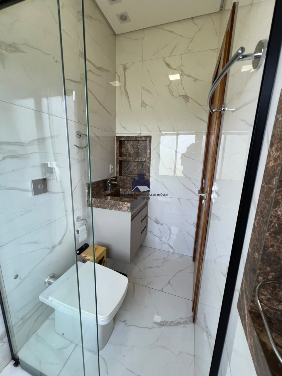 Casa de Condomínio com 4 quartos à venda, 234m² — foto 19 de 24