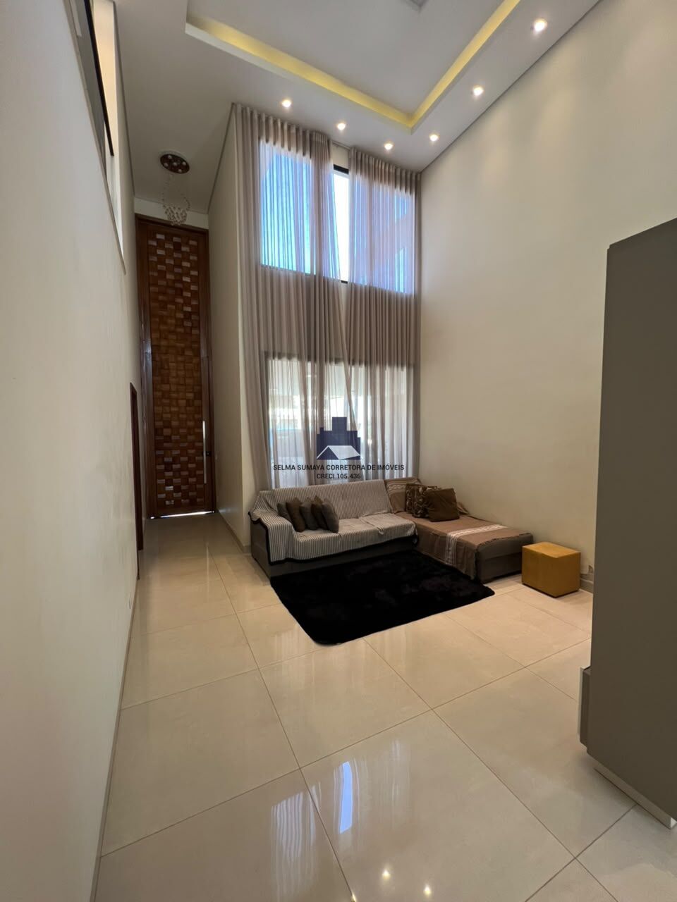 Casa de Condomínio com 4 quartos à venda, 234m² — foto 4 de 24