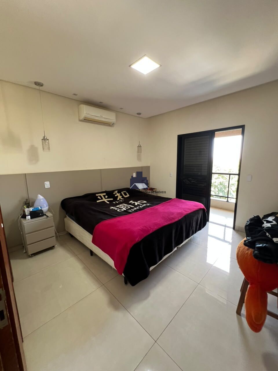 Casa de Condomínio com 4 quartos à venda, 234m² — foto 5 de 24