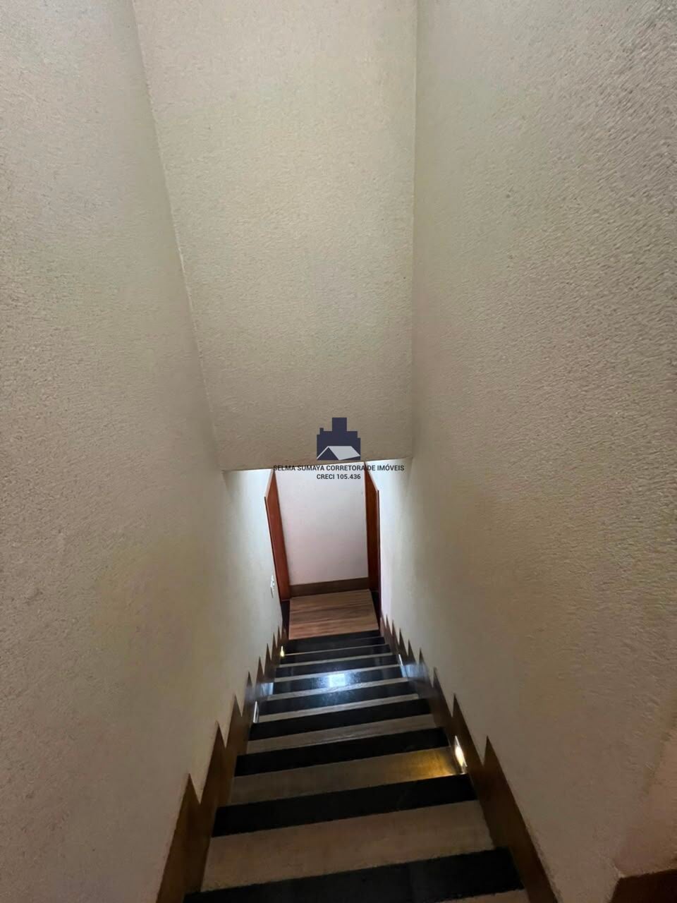 Casa de Condomínio com 4 quartos à venda, 234m² — foto 15 de 24