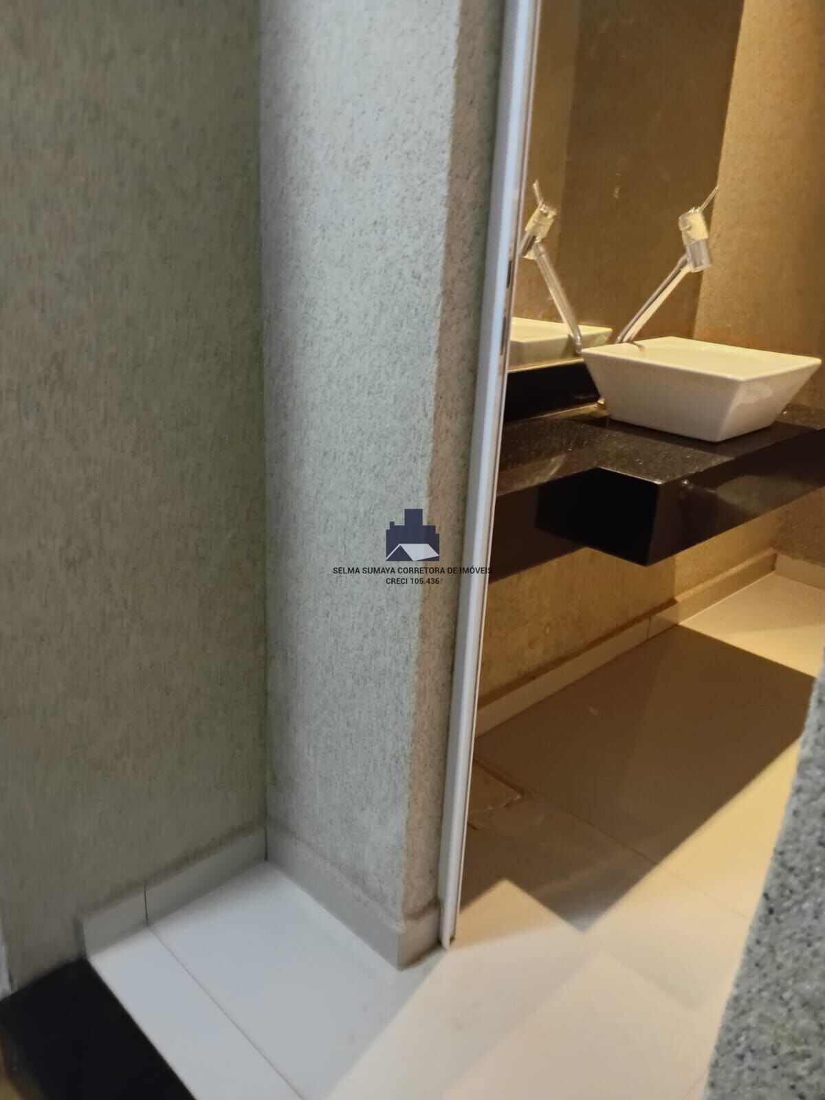 Casa de Condomínio com 3 quartos à venda, 251m² — foto 16 de 36