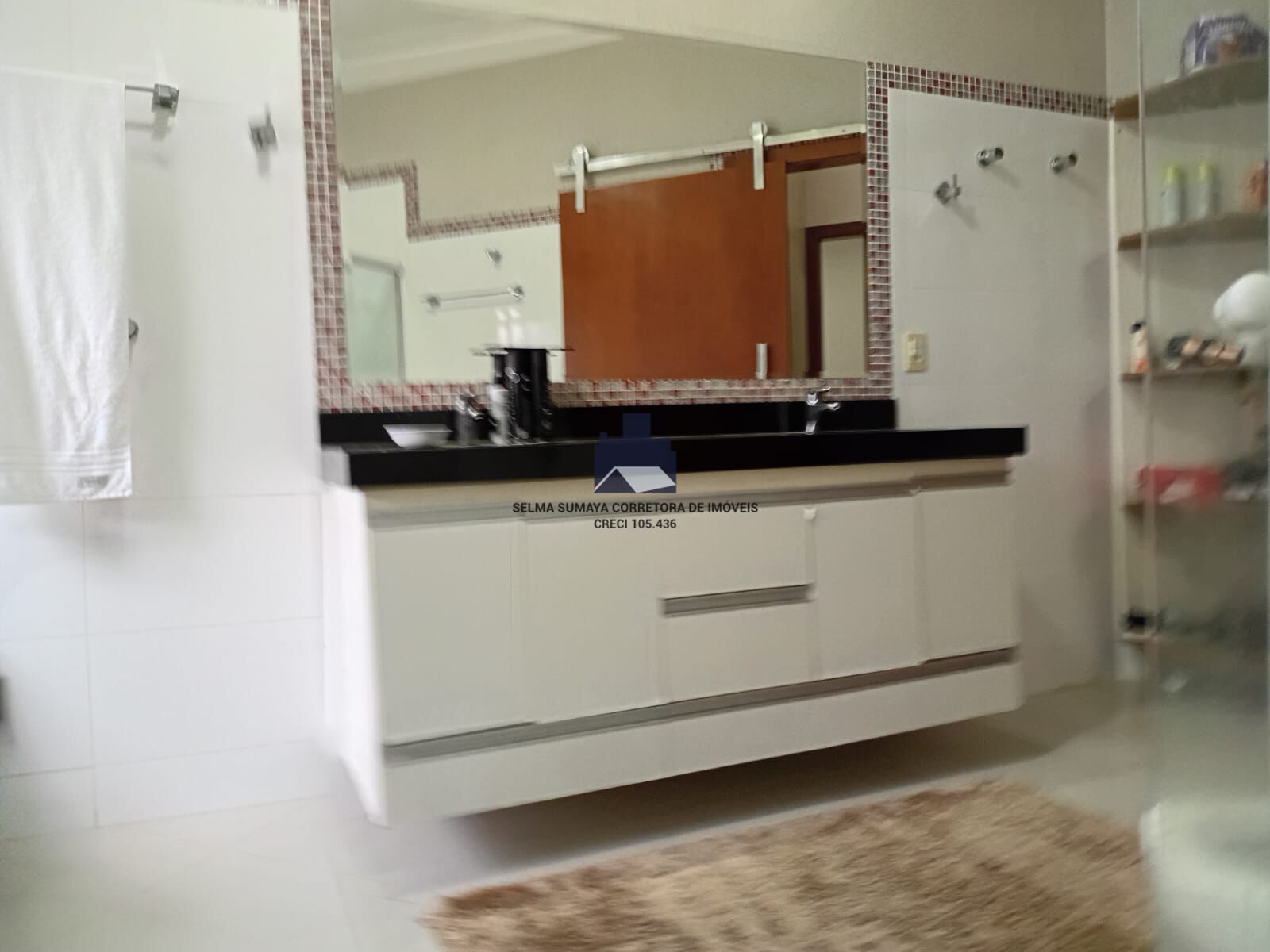 Casa de Condomínio com 3 quartos à venda, 251m² — foto 23 de 36