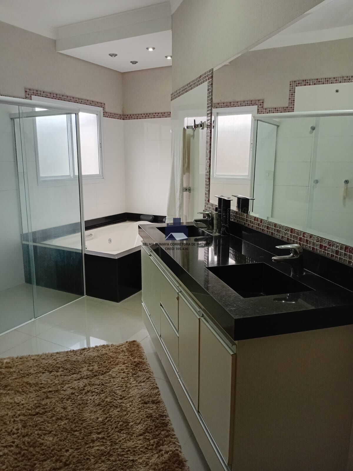 Casa de Condomínio com 3 quartos à venda, 251m² — foto 10 de 36