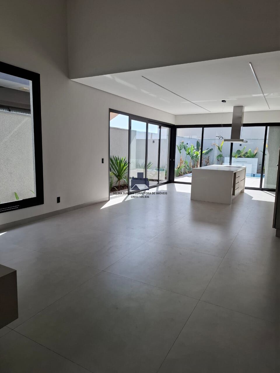 Casa de Condomínio com 3 quartos à venda, 205m² — foto 10 de 29
