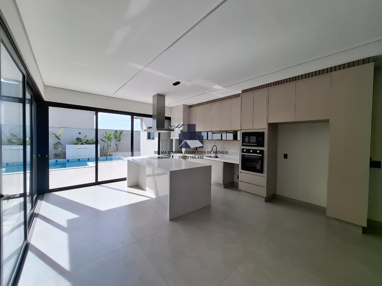 Casa de Condomínio com 3 quartos à venda, 205m² — foto 6 de 29