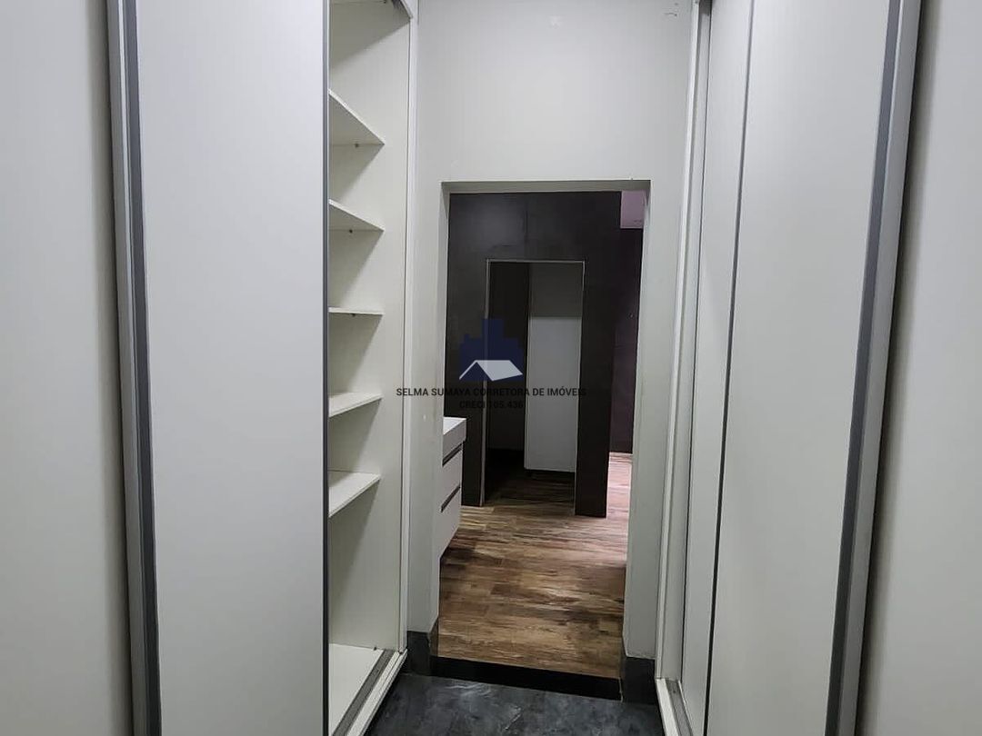 Casa com 3 quartos à venda, 264m² — foto 5 de 9