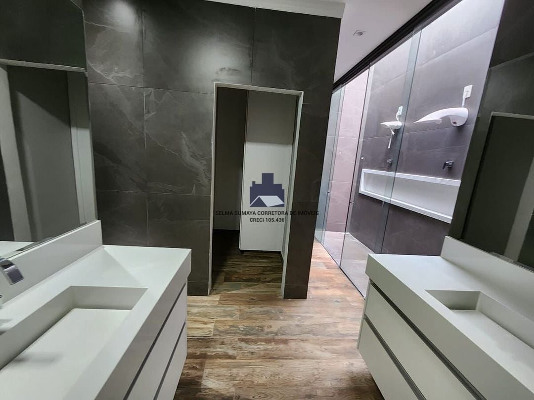 Casa com 3 quartos à venda, 264m² — foto 7 de 9
