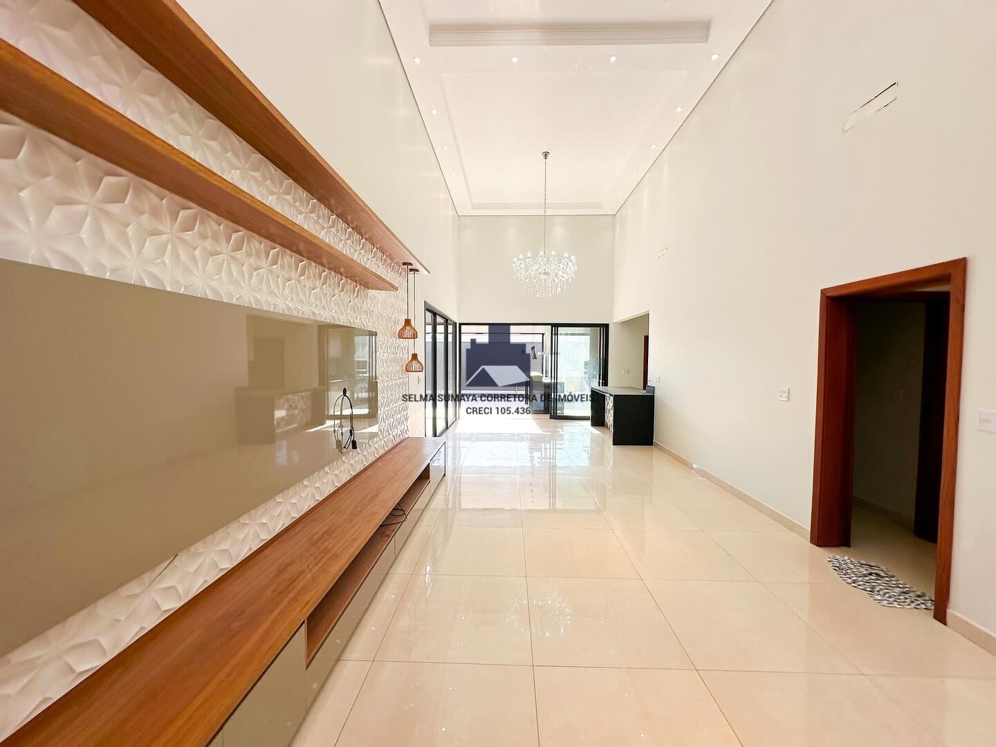 Casa de Condomínio com 3 quartos à venda, 250m² — foto 6 de 10