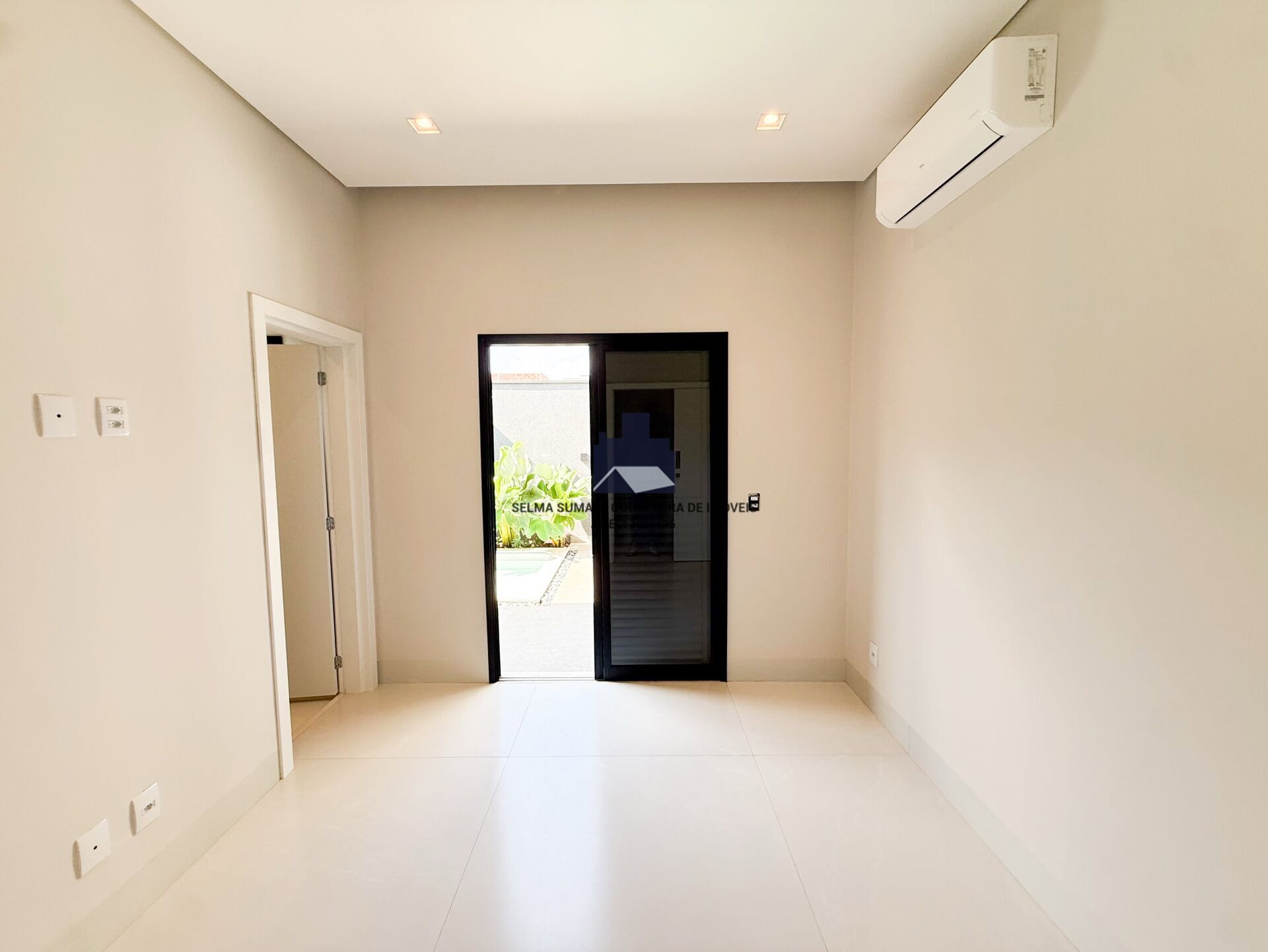 Casa de Condomínio com 4 quartos à venda, 180m² — foto 17 de 20
