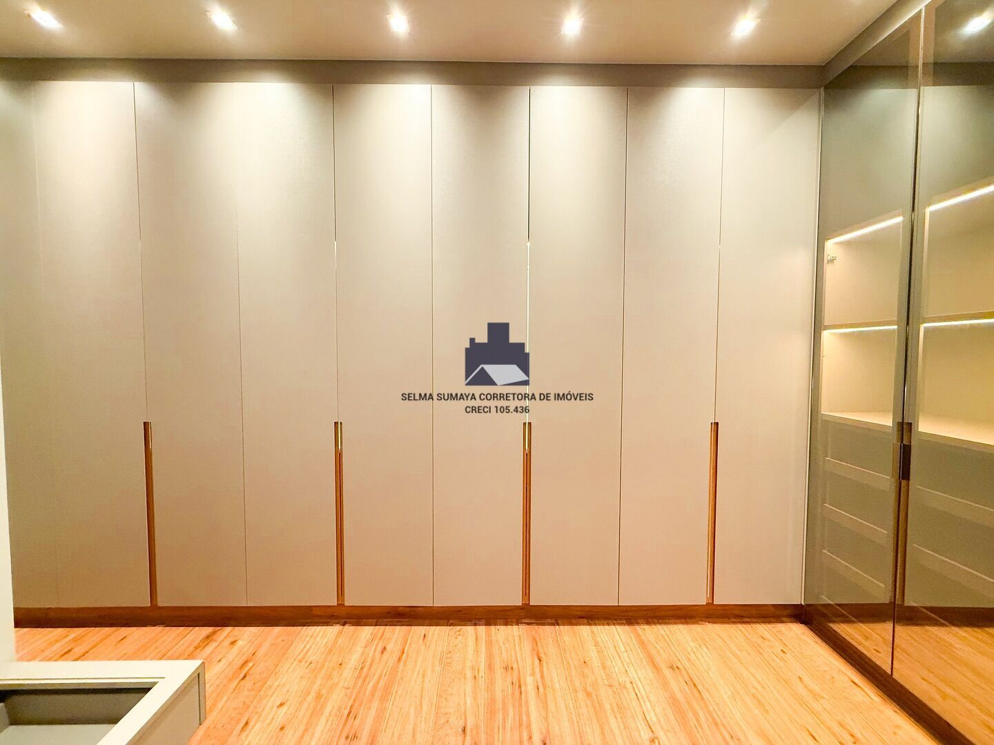 Casa de Condomínio com 3 quartos à venda, 242m² — foto 10 de 19