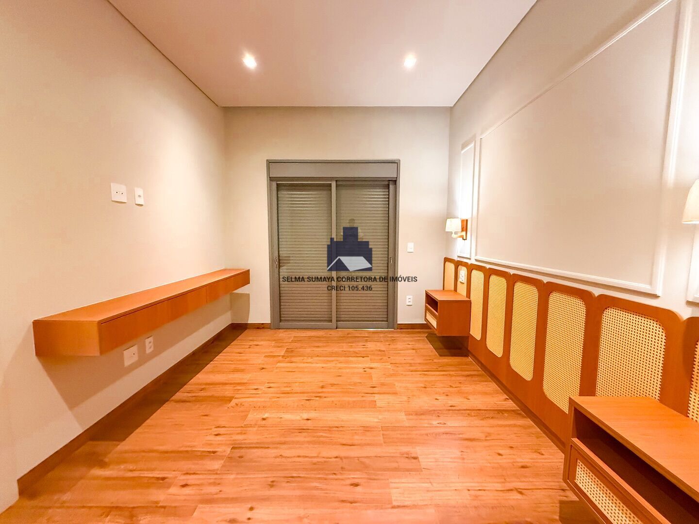 Casa de Condomínio com 3 quartos à venda, 242m² — foto 9 de 19