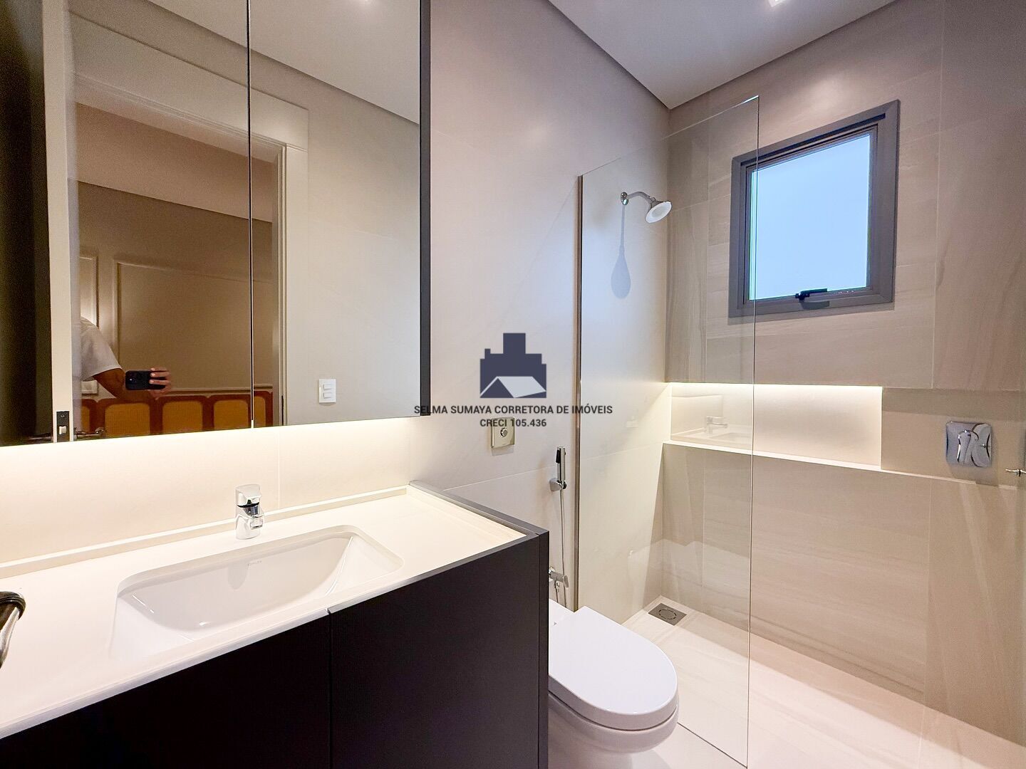 Casa de Condomínio com 3 quartos à venda, 242m² — foto 16 de 19