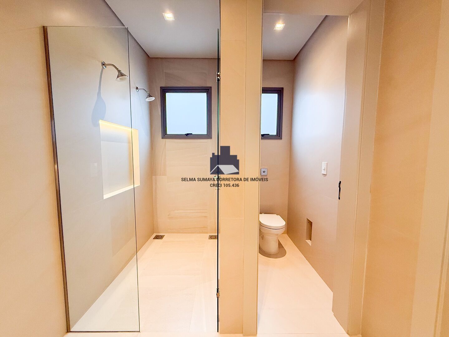 Casa de Condomínio com 3 quartos à venda, 242m² — foto 15 de 19