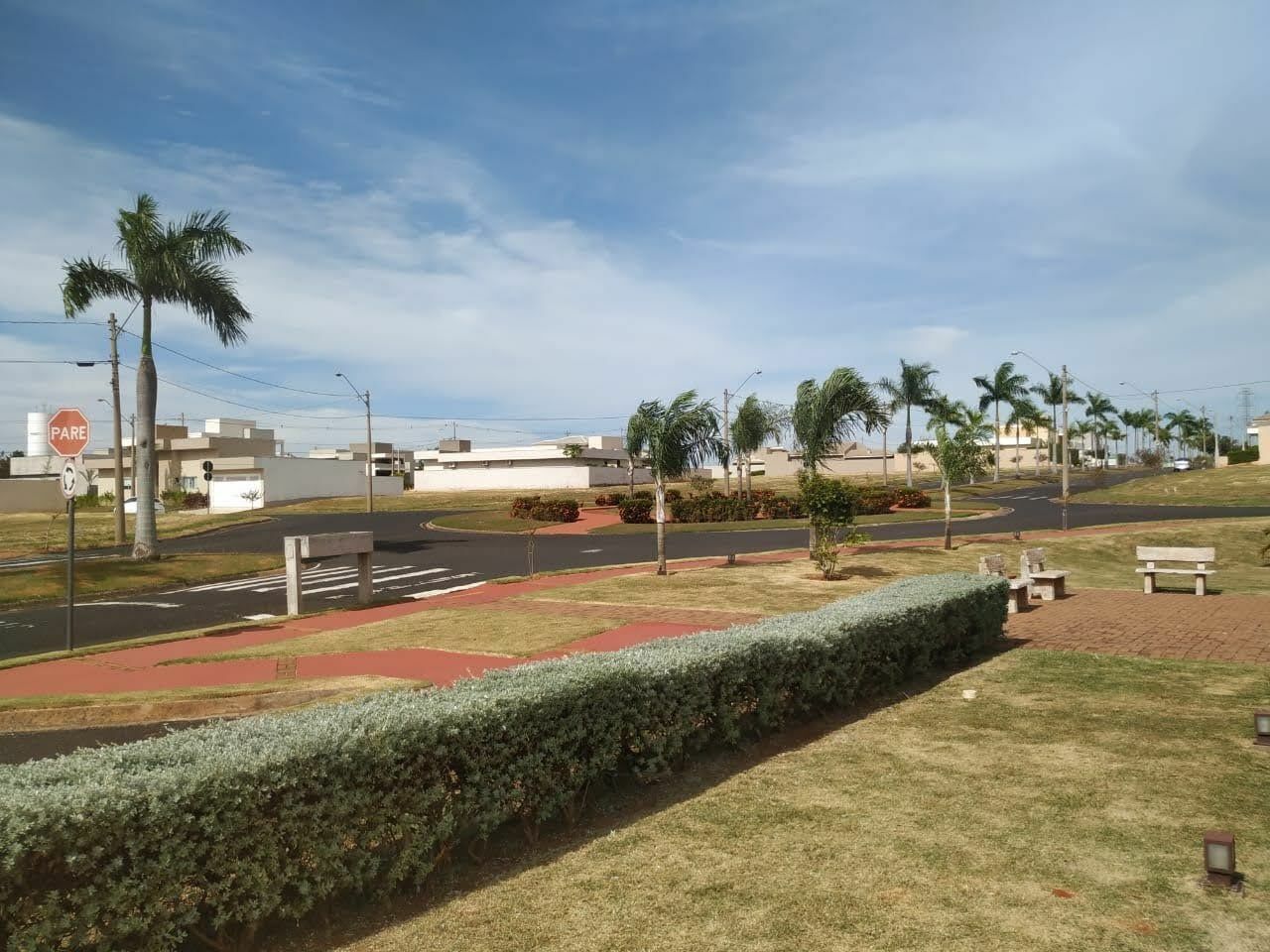 Terreno / Lote / Condomínio à venda, 377m² — foto 15 de 18