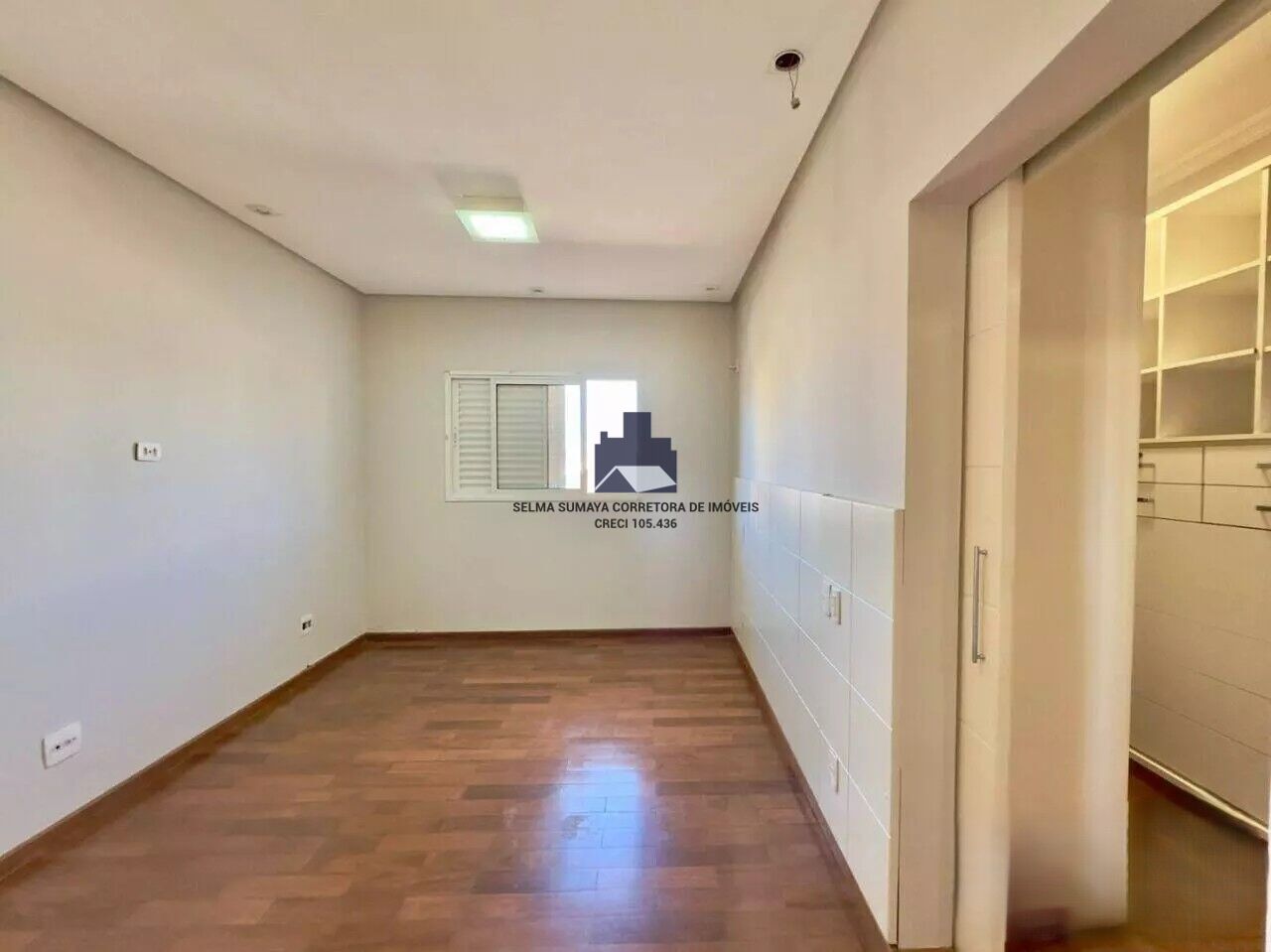 Casa de Condomínio com 3 quartos à venda, 240m² — foto 18 de 18