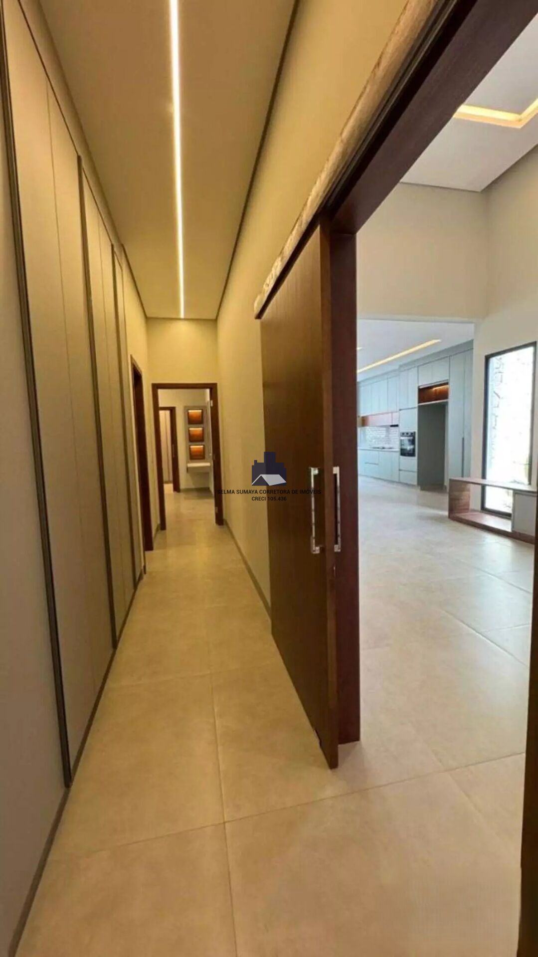 Casa de Condomínio com 3 quartos à venda, 202m² — foto 15 de 18