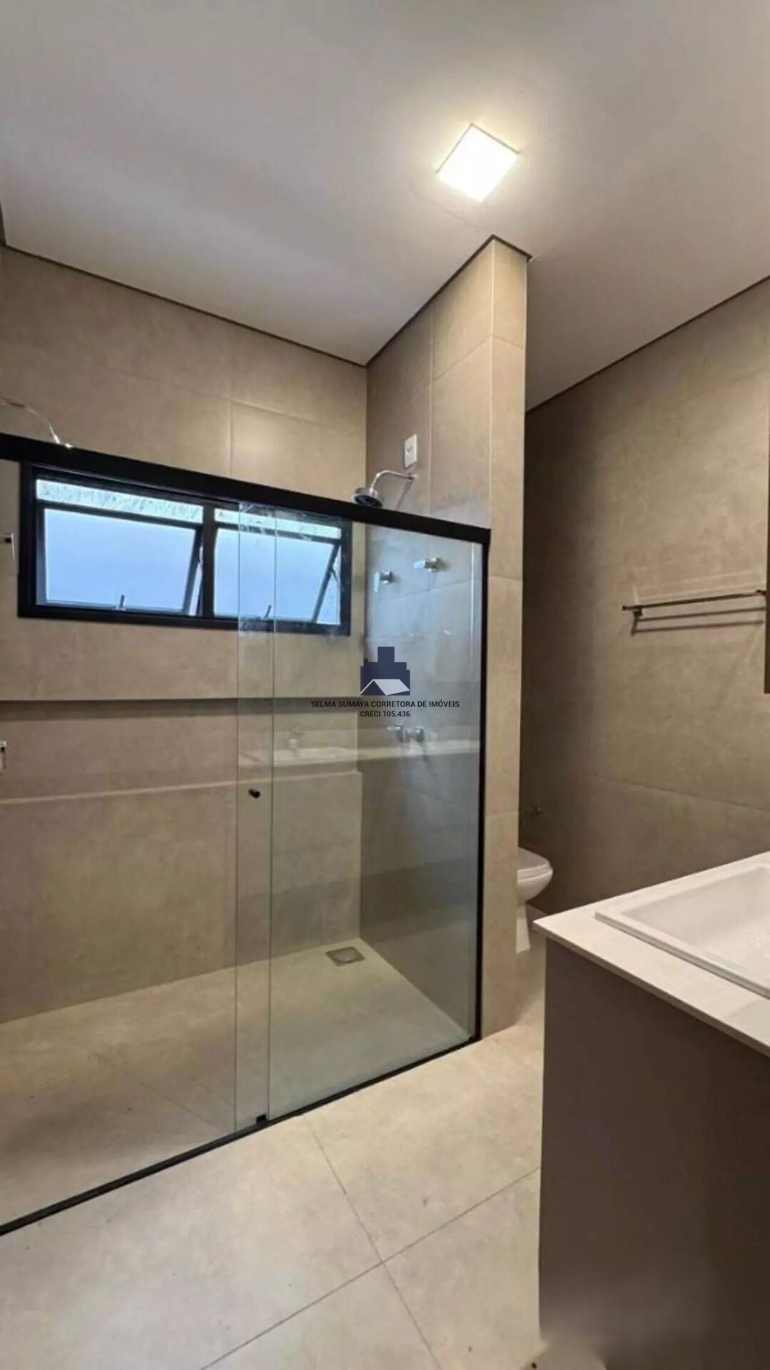 Casa de Condomínio com 3 quartos à venda, 202m² — foto 13 de 18