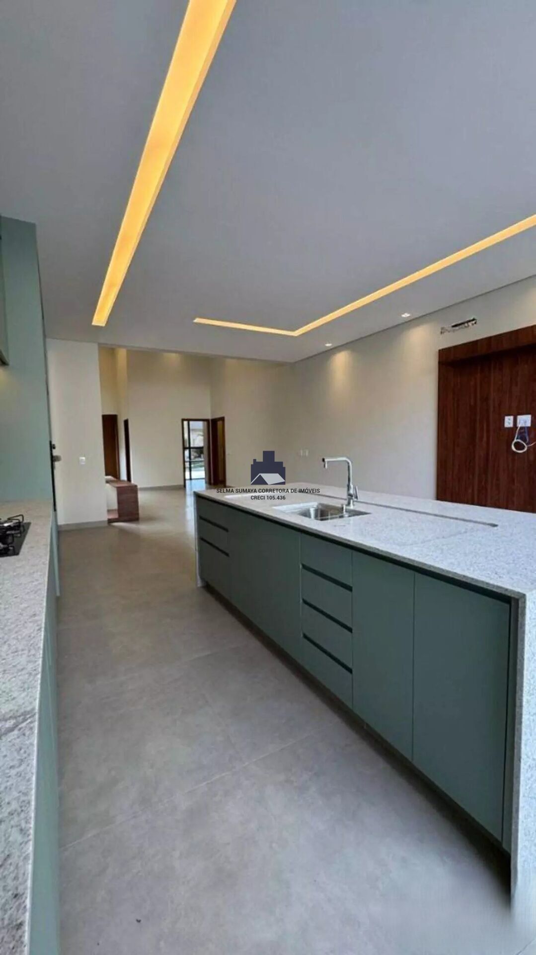Casa de Condomínio com 3 quartos à venda, 202m² — foto 8 de 18