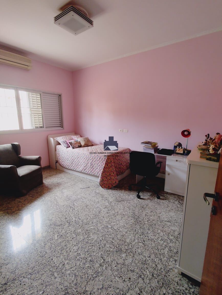 Casa com 3 quartos à venda, 354m² — foto 21 de 28
