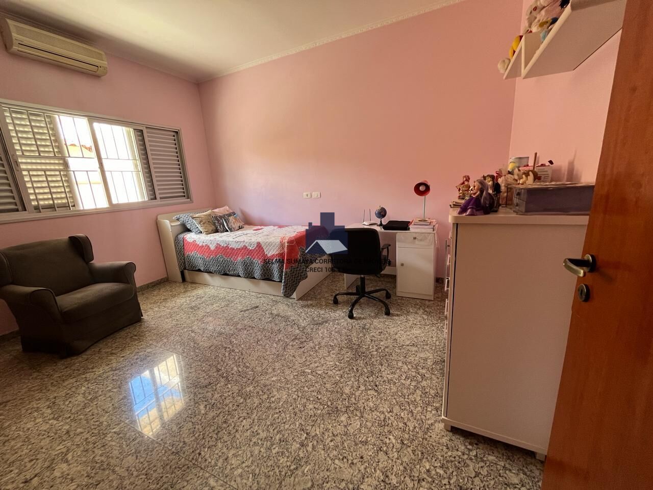 Casa com 3 quartos à venda, 354m² — foto 8 de 28