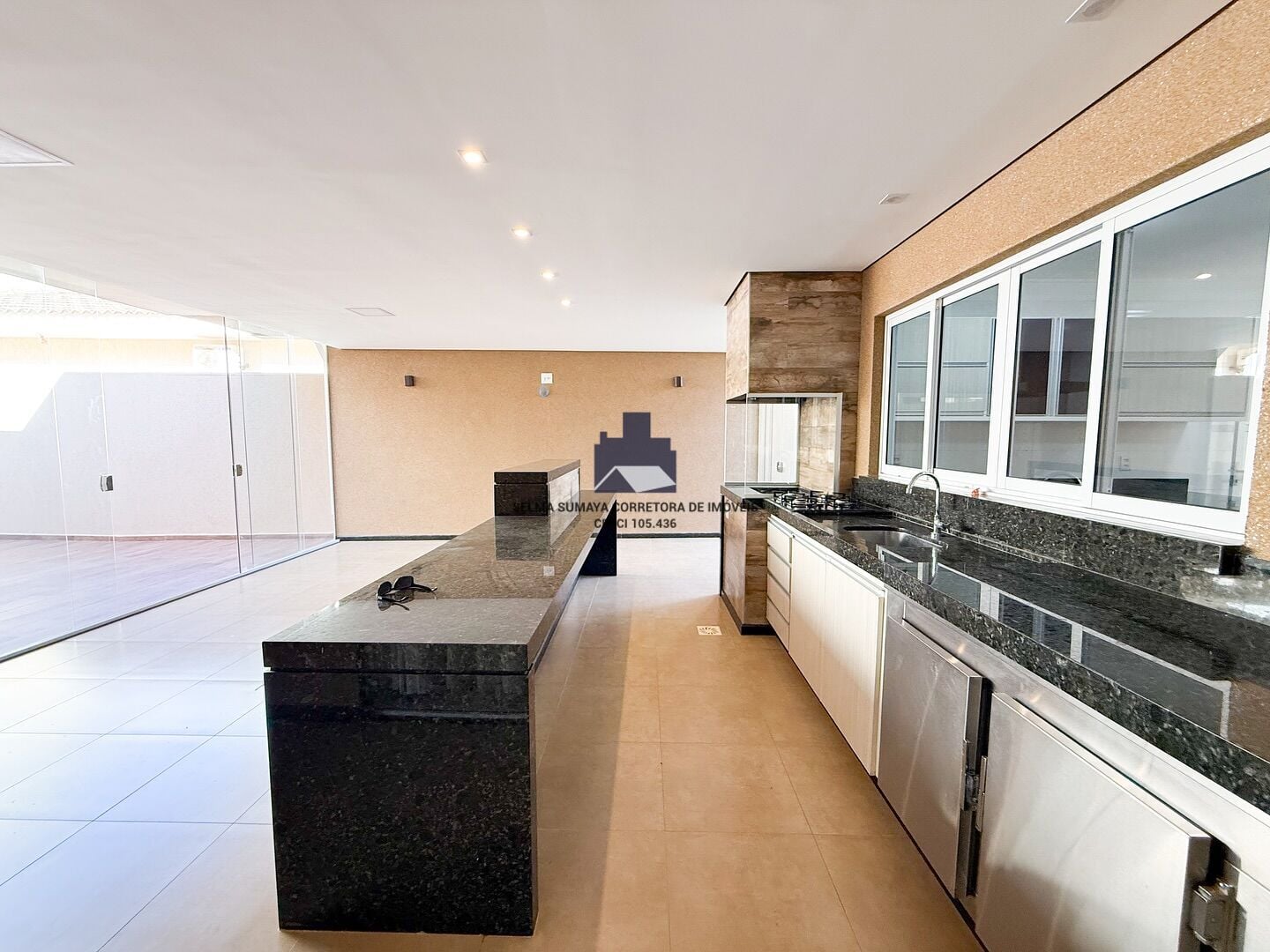 Casa de Condomínio com 4 quartos à venda, 284m² — foto 16 de 20