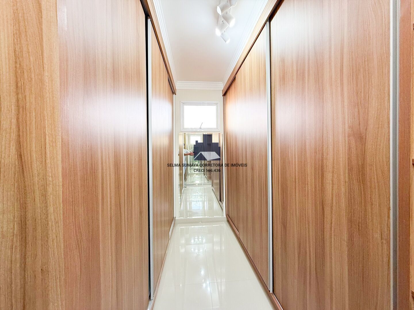 Casa de Condomínio com 4 quartos à venda, 284m² — foto 18 de 20
