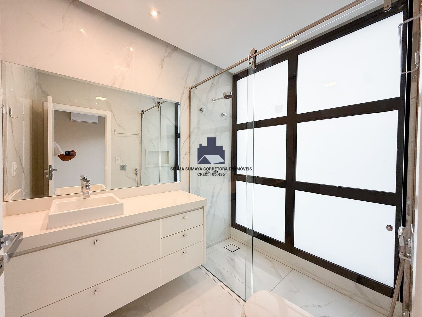 Casa de Condomínio com 4 quartos à venda, 370m² — foto 18 de 19
