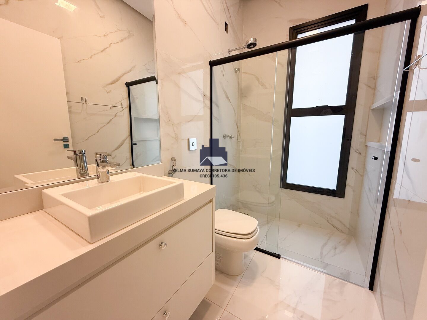 Casa de Condomínio com 4 quartos à venda, 370m² — foto 15 de 19