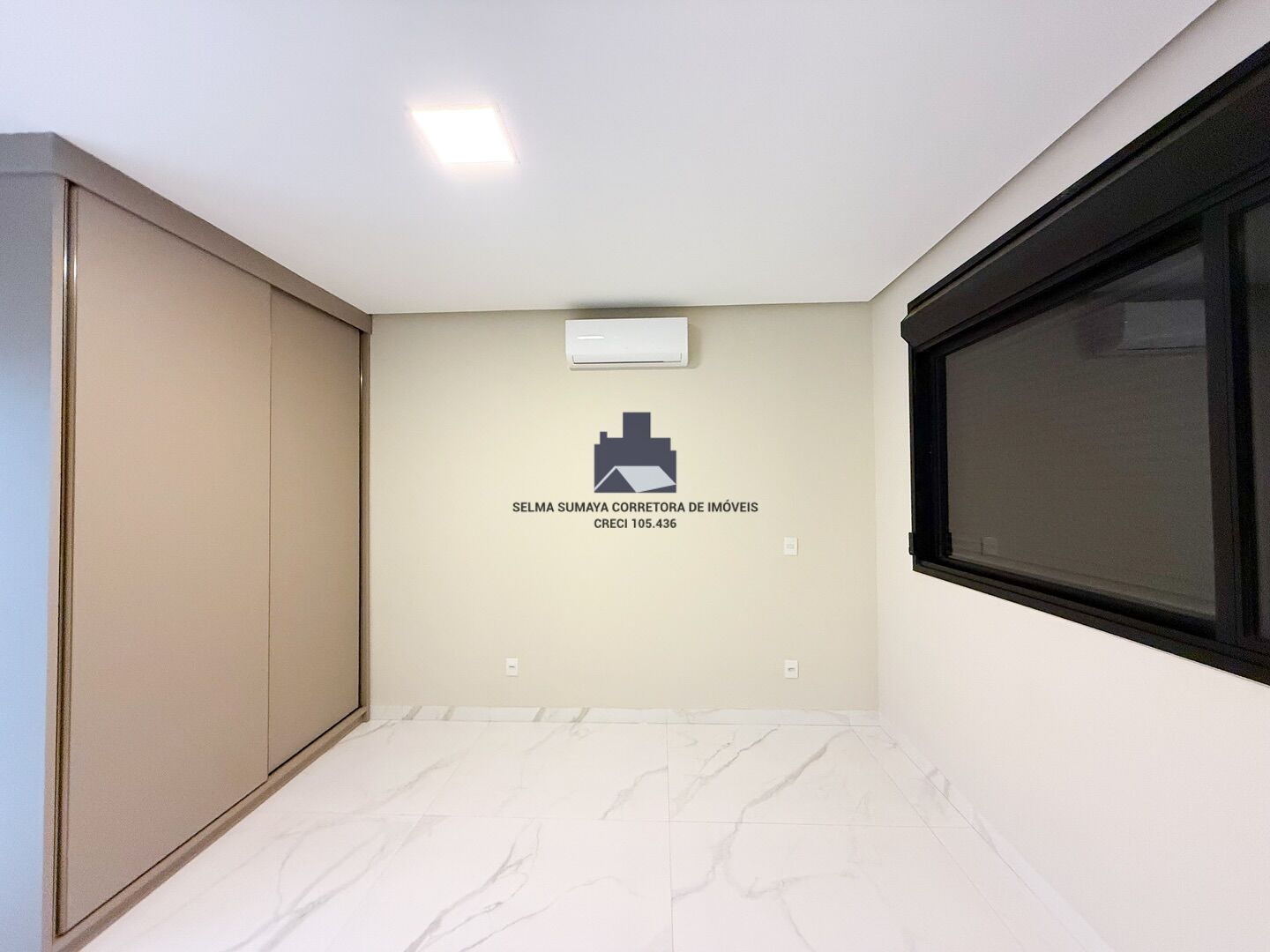 Casa de Condomínio com 4 quartos à venda, 370m² — foto 14 de 19