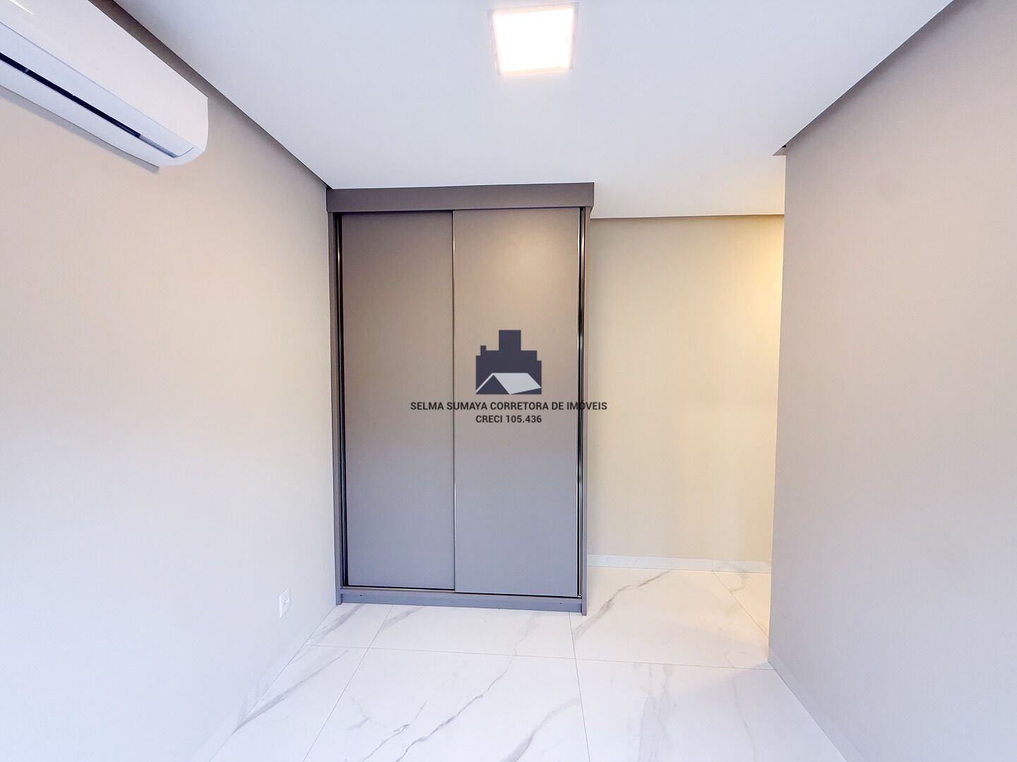 Casa de Condomínio com 4 quartos à venda, 370m² — foto 13 de 19