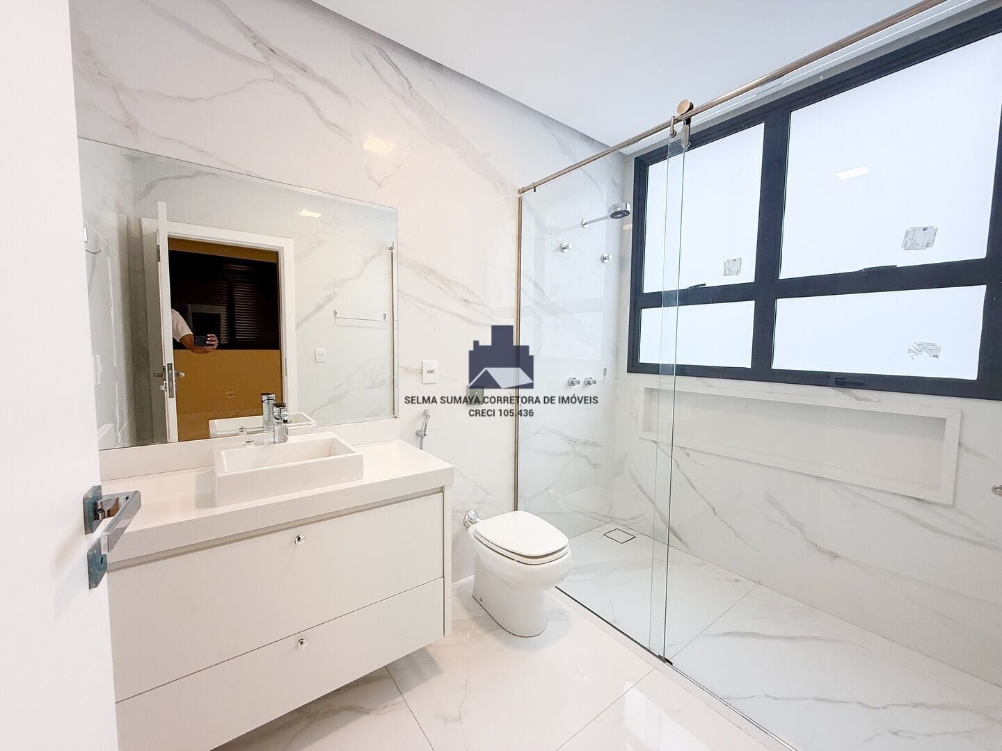 Casa de Condomínio com 4 quartos à venda, 370m² — foto 6 de 19
