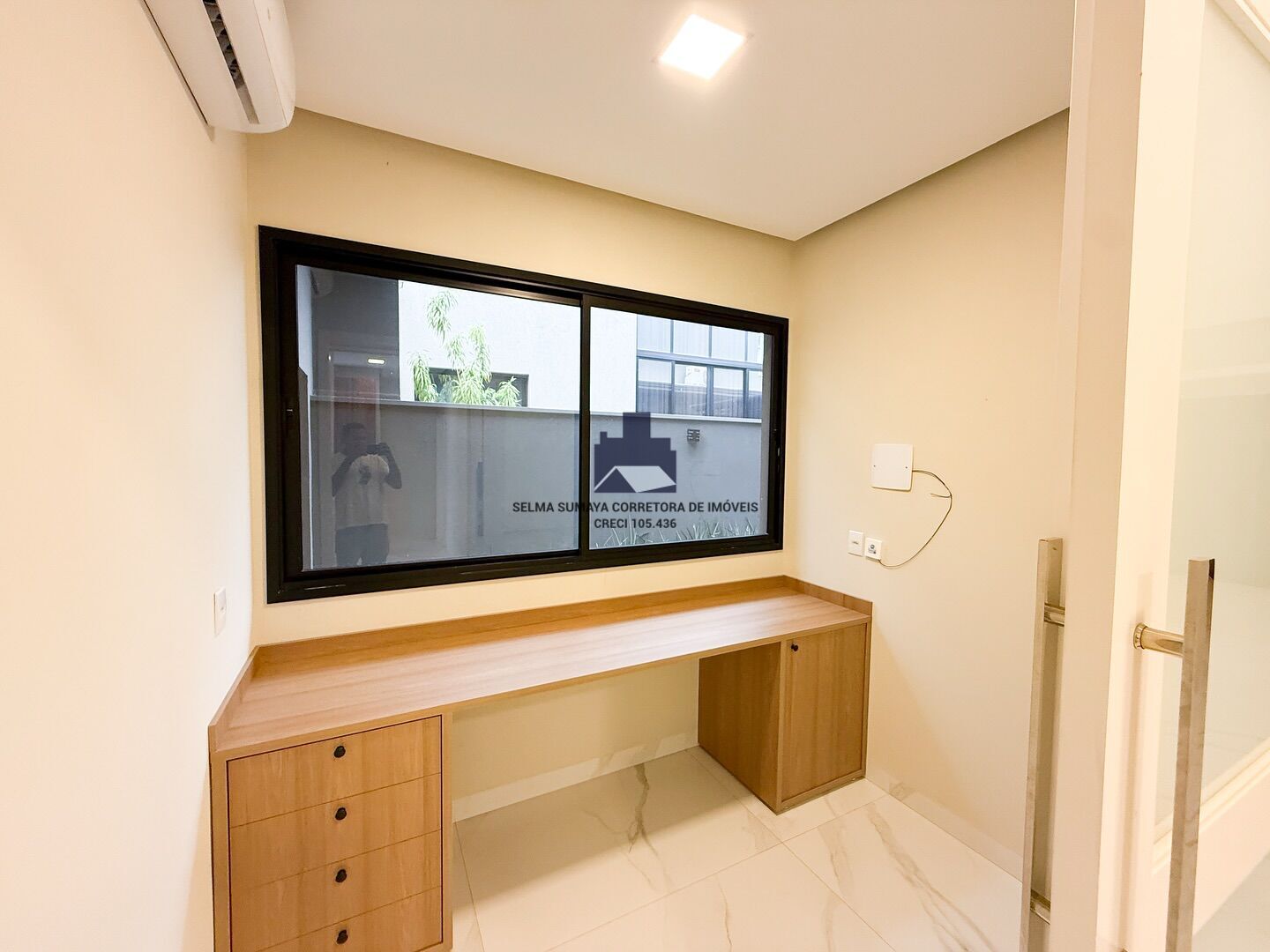 Casa de Condomínio com 4 quartos à venda, 370m² — foto 4 de 19