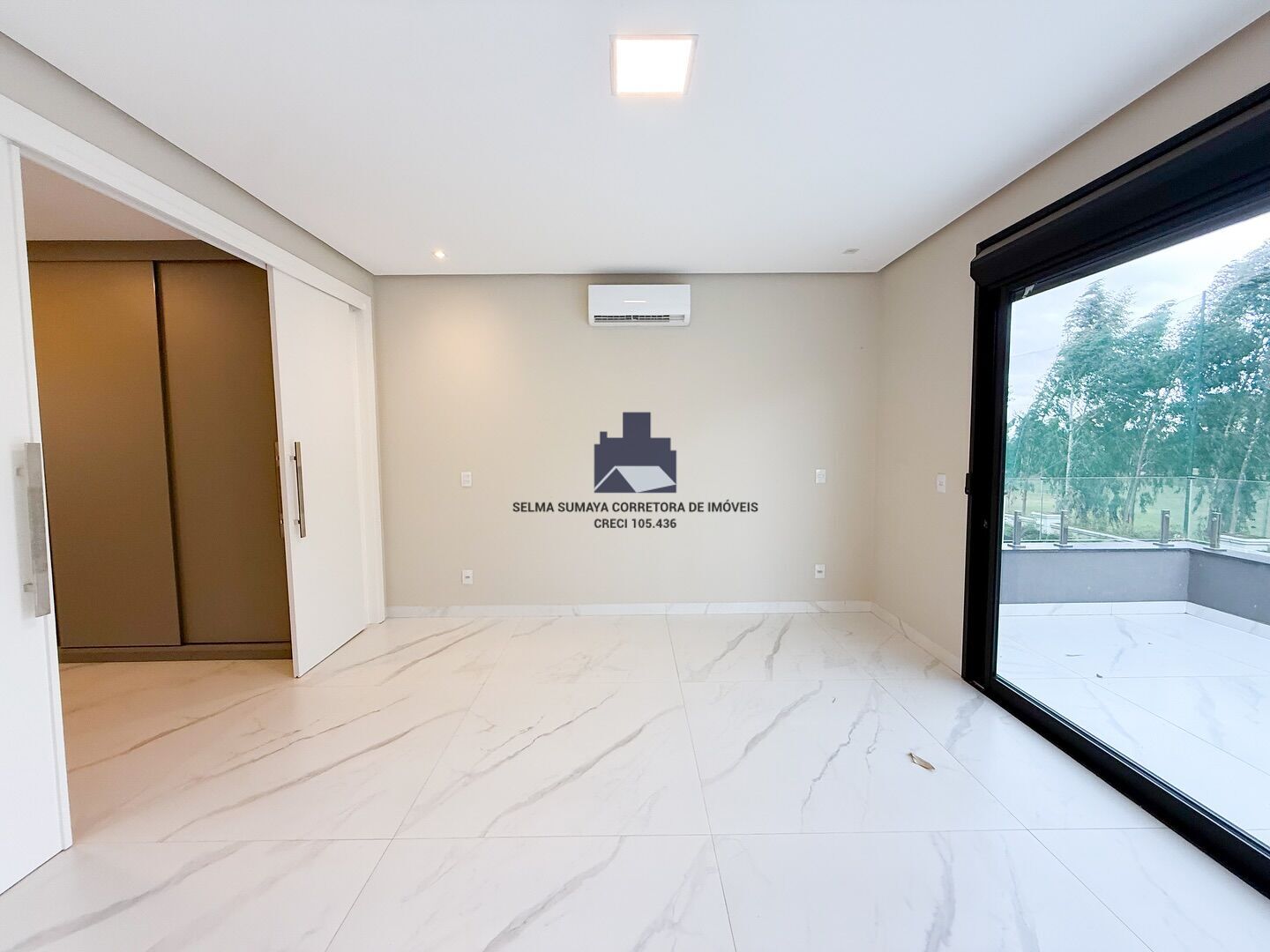 Casa de Condomínio com 4 quartos à venda, 370m² — foto 7 de 19