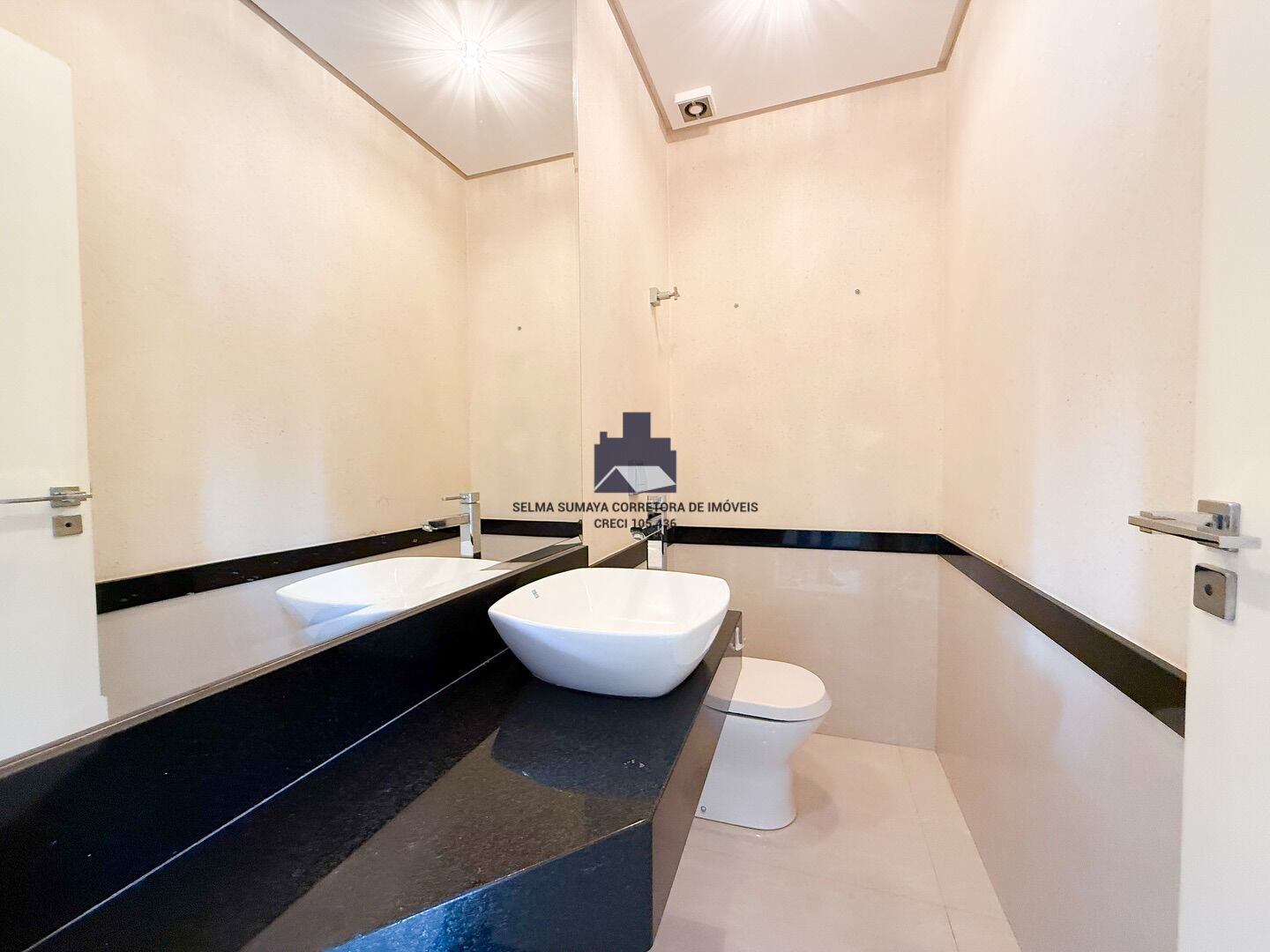 Casa de Condomínio com 4 quartos à venda, 300m² — foto 17 de 20