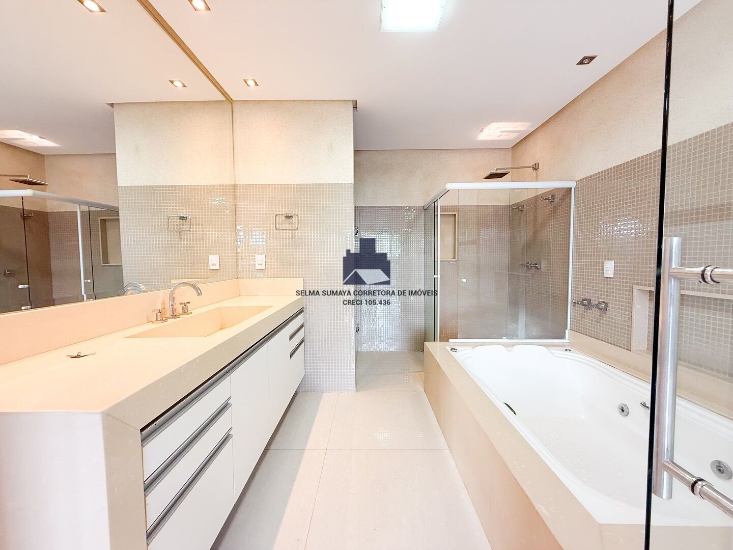 Casa de Condomínio com 4 quartos à venda, 300m² — foto 13 de 20