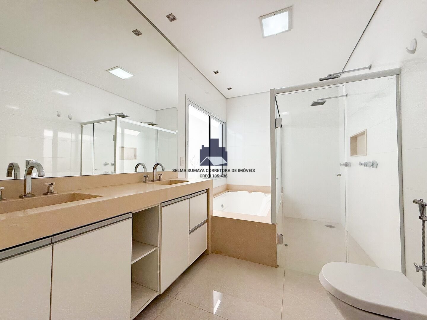 Casa de Condomínio com 4 quartos à venda, 300m² — foto 19 de 20