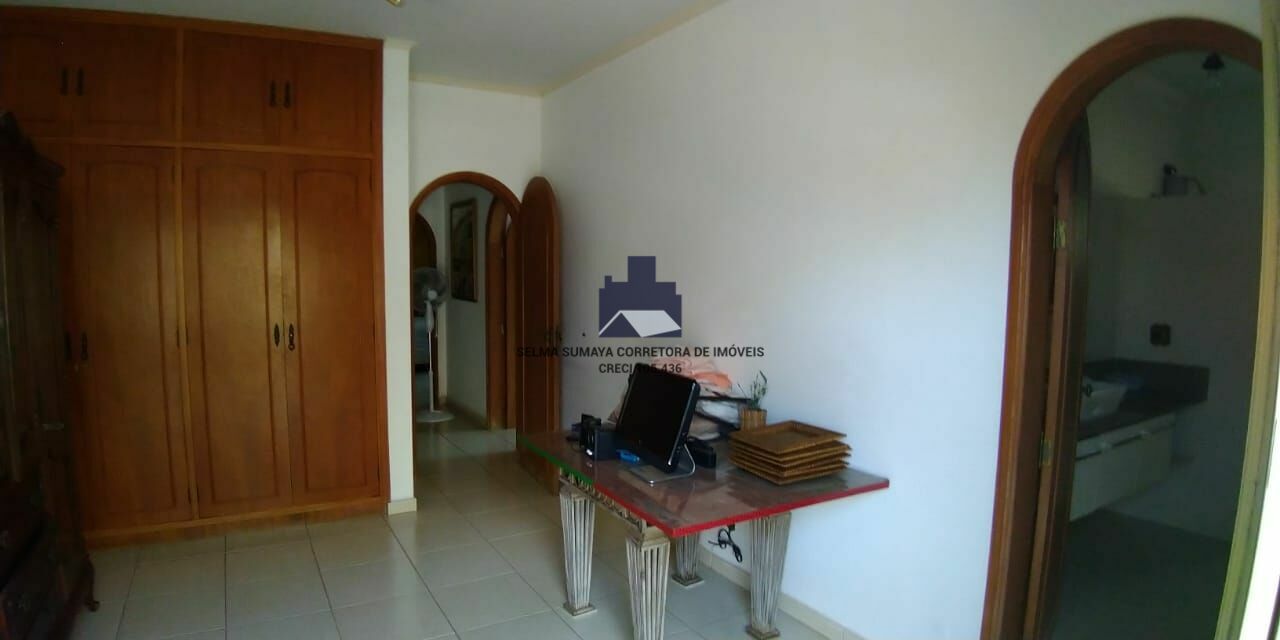 Casa com 3 quartos à venda, 750m² — foto 27 de 28