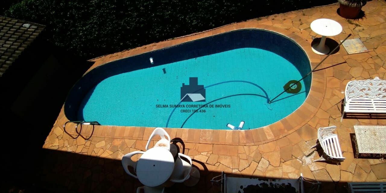 Casa com 3 quartos à venda, 750m² — foto 23 de 28