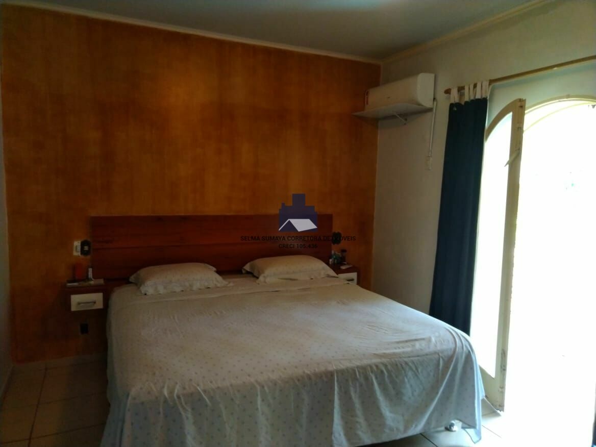 Casa com 3 quartos à venda, 750m² — foto 17 de 28